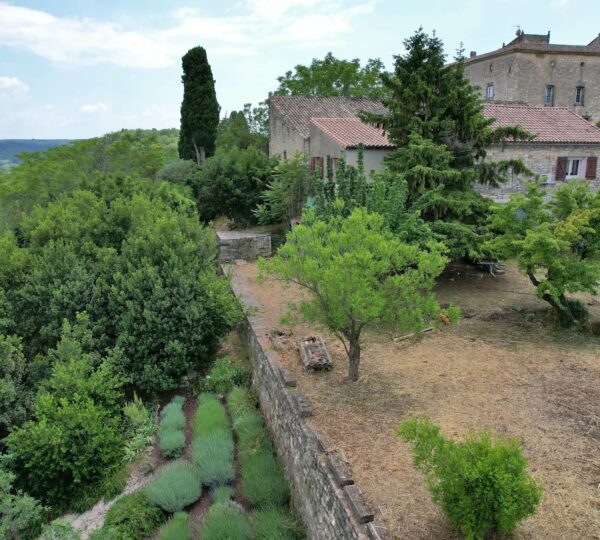 Exclusivité - Village stone house to renovate