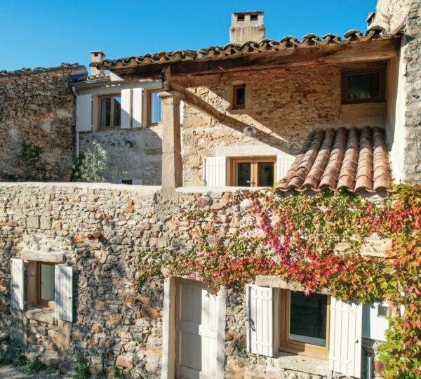 Charmante maison de village avec terrasse