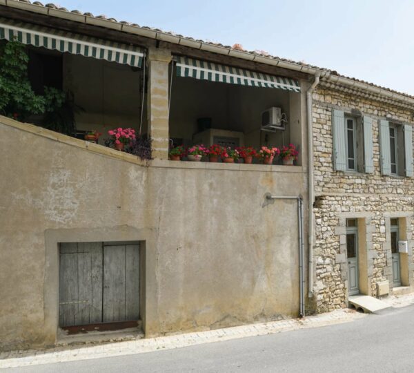 Charming village house to renovate