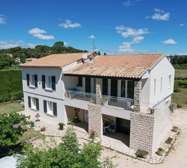 Traditional house with building plot