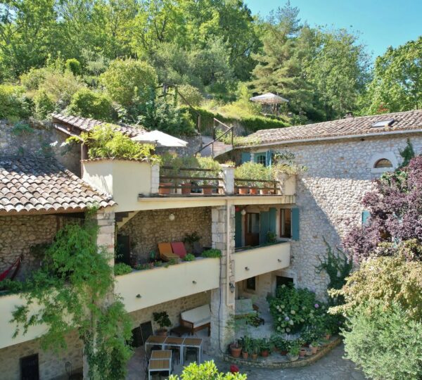 Stone house with courtyard and large garden