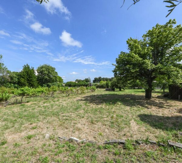 Building plot near Uzès
