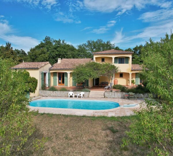 Charmante villa au cœur d’un bel environnement naturel