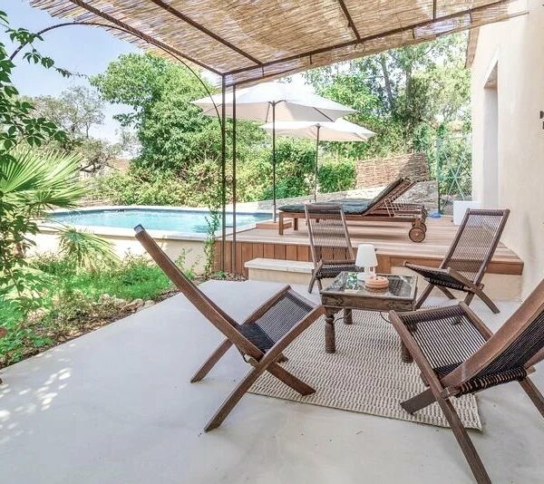 Maison de village avec piscine, vue panoramique...