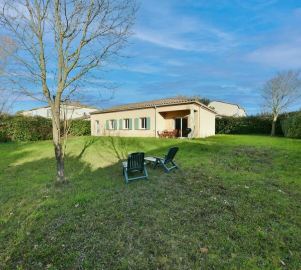 Uzès centre historique 3 km : Villa de plain-pied de 105 m² sur un terrain de 821 m²