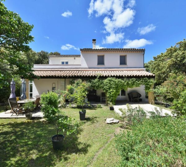 Villa à 5km seulement d'Uzès