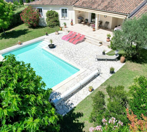 Villa plain-pied à 10 minutes de la Place aux Herbes, Uzès